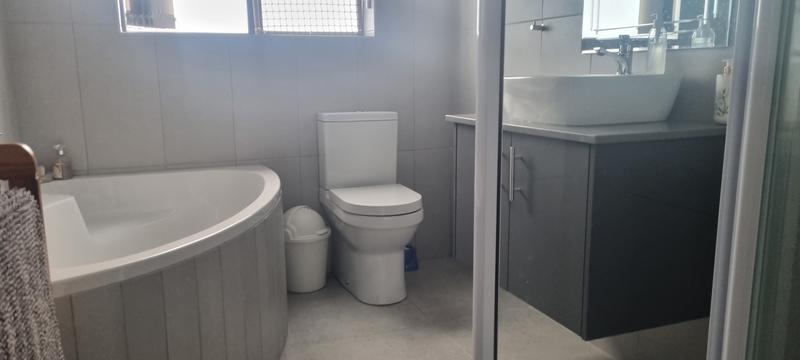 3 Bedroom Property for Sale in Tergniet Western Cape